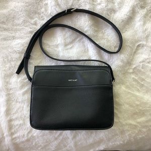 Matt & nat crossbody purse